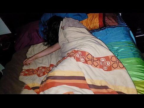 ❤️ Stepson a' giùlan a mhuime òg fhad 'sa tha ia' cadal. ️❌  Porno fb  aig gd.com-full-porner.ru ❌